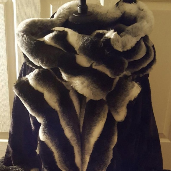 Custom Order Faux Chinchilla Velboa Faux Fur Coat - Picture 3 of 7